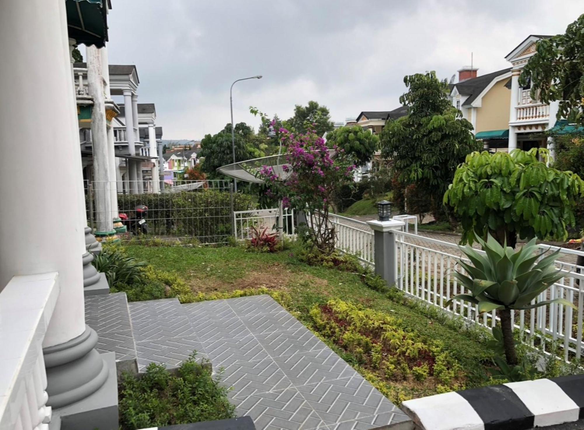 Eton Asia Villas-Kota Bunga Пунсак Екстериор снимка