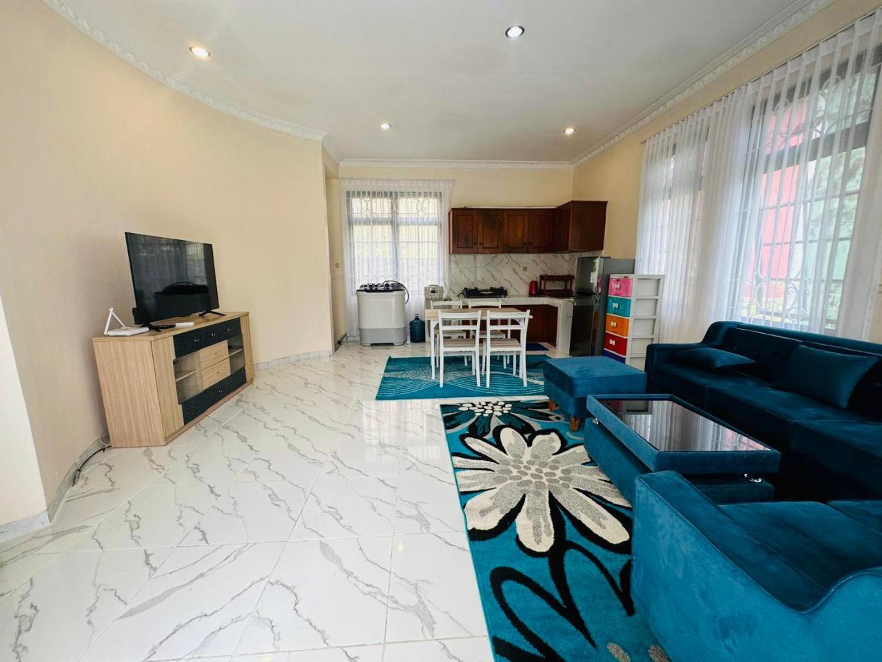 Eton Asia Villas-Kota Bunga Пунсак Екстериор снимка