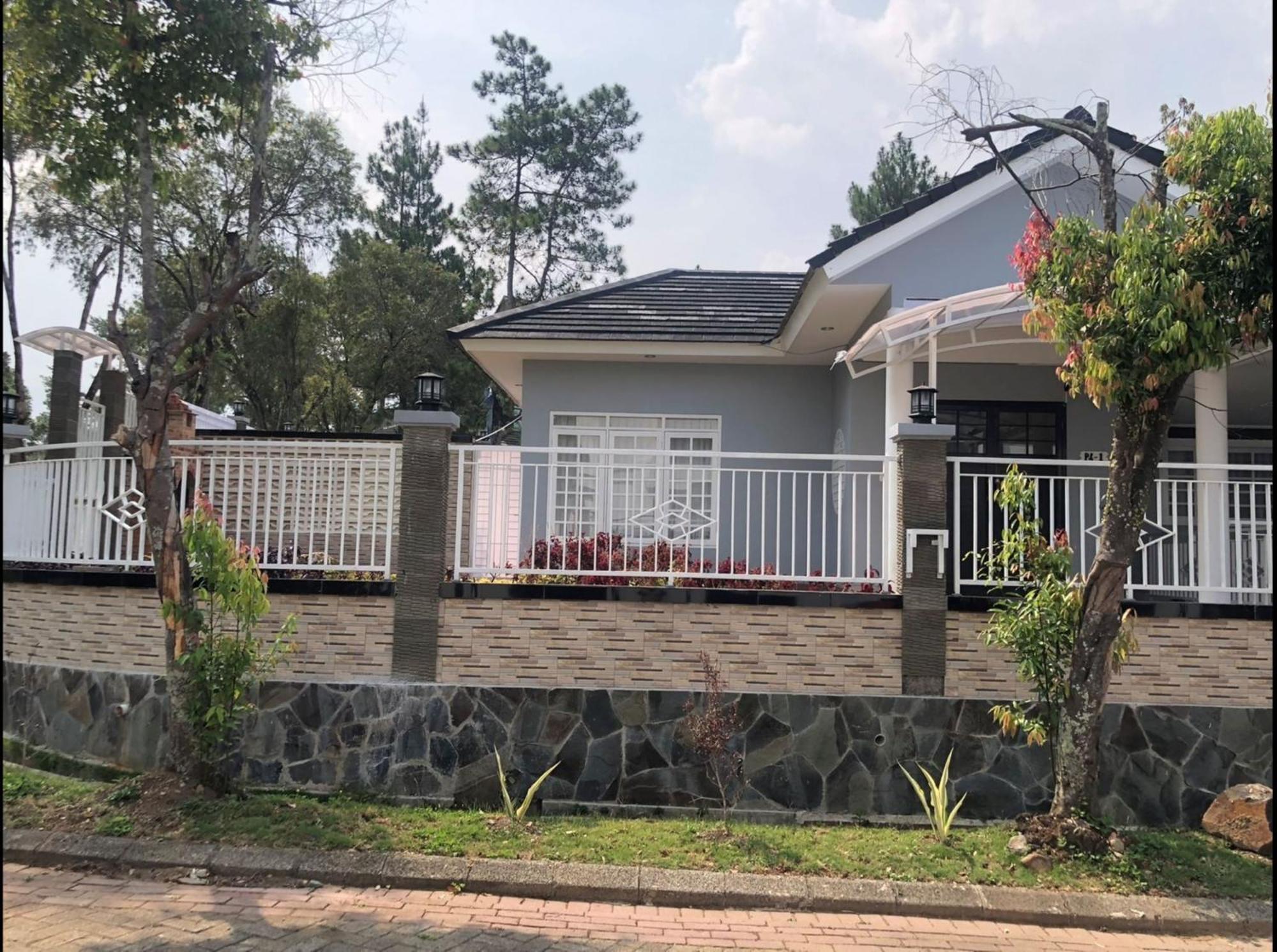 Eton Asia Villas-Kota Bunga Пунсак Екстериор снимка