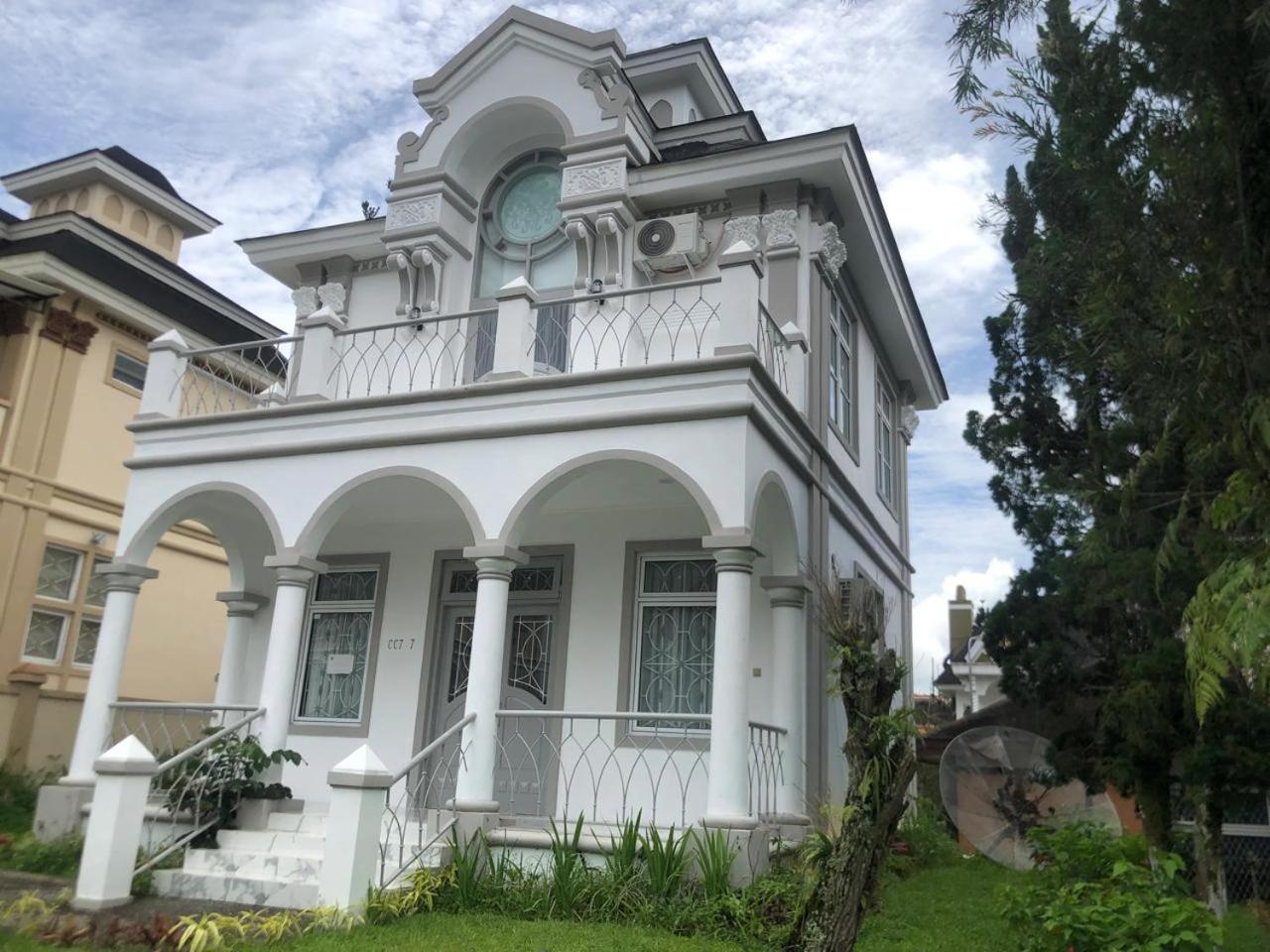 Eton Asia Villas-Kota Bunga Пунсак Екстериор снимка